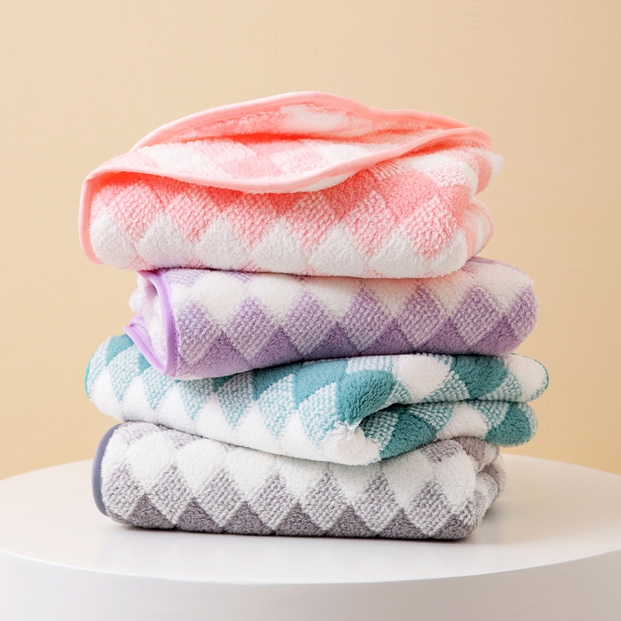 91家纺网 家纺一手货源 找家纺 彩虹毛巾 加厚珊瑚绒毛巾浴巾套装三色格珊瑚绒吸水干发巾跨境外贸毛巾浴巾两件套女生洗澡毛浴巾方巾毛巾浴巾三件套 70*140cm浴巾-紫白2条装 均码