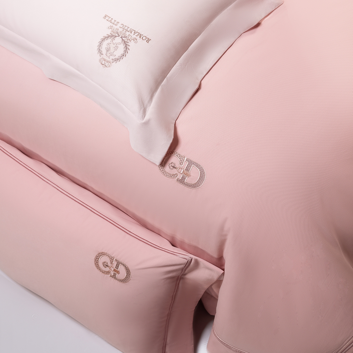 91家纺网 家纺一手货源 找家纺 高大尚婚庆馆 2025新款长绒棉磨毛四件套-贝罗 贝罗-落樱粉