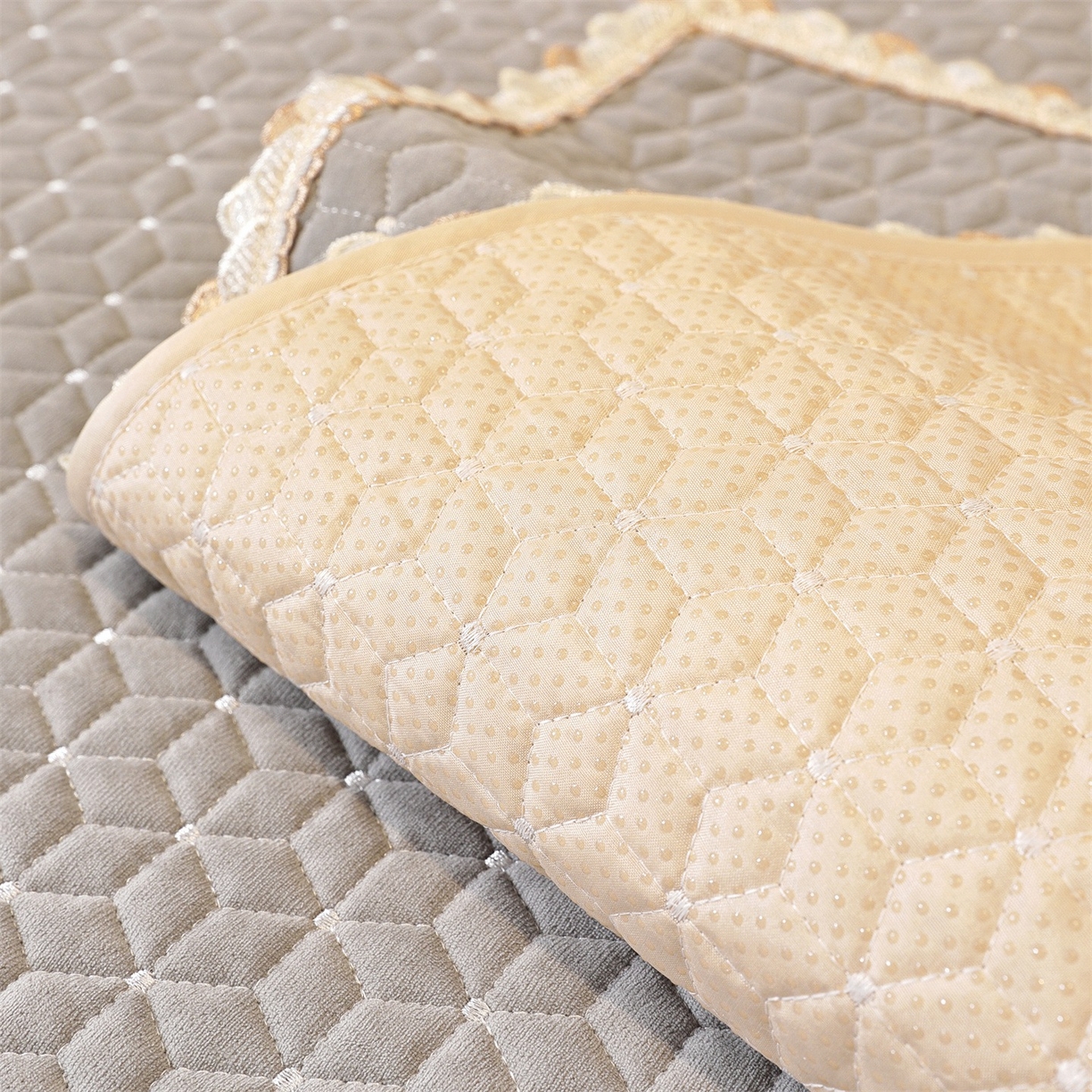 91家纺网 家纺一手货源 找家纺 共鸣沙发垫 2025新款羊毛尼沙发垫 羊毛尼灰色