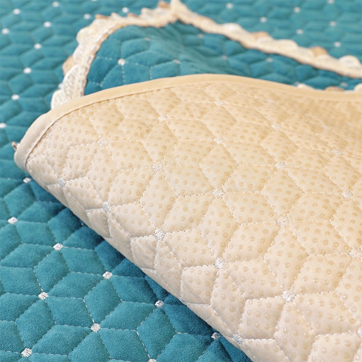 91家纺网 家纺一手货源 找家纺 共鸣沙发垫 2025新款羊毛尼沙发垫 羊毛尼绿色