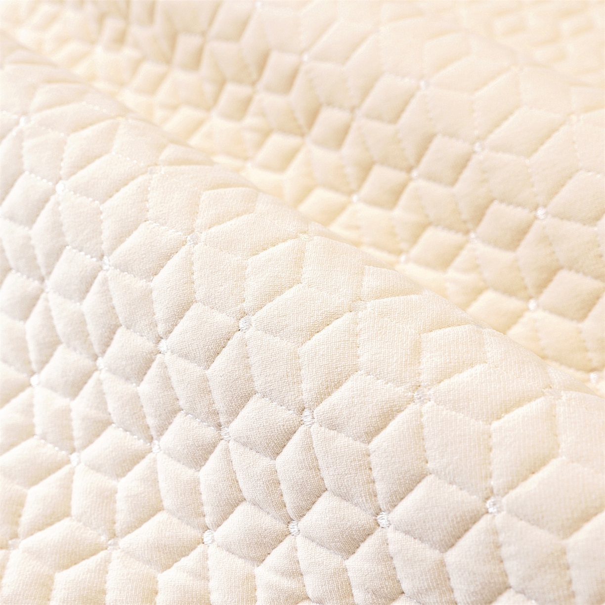 91家纺网 家纺一手货源 找家纺 共鸣沙发垫 2025新款羊毛尼沙发垫 羊毛尼米色