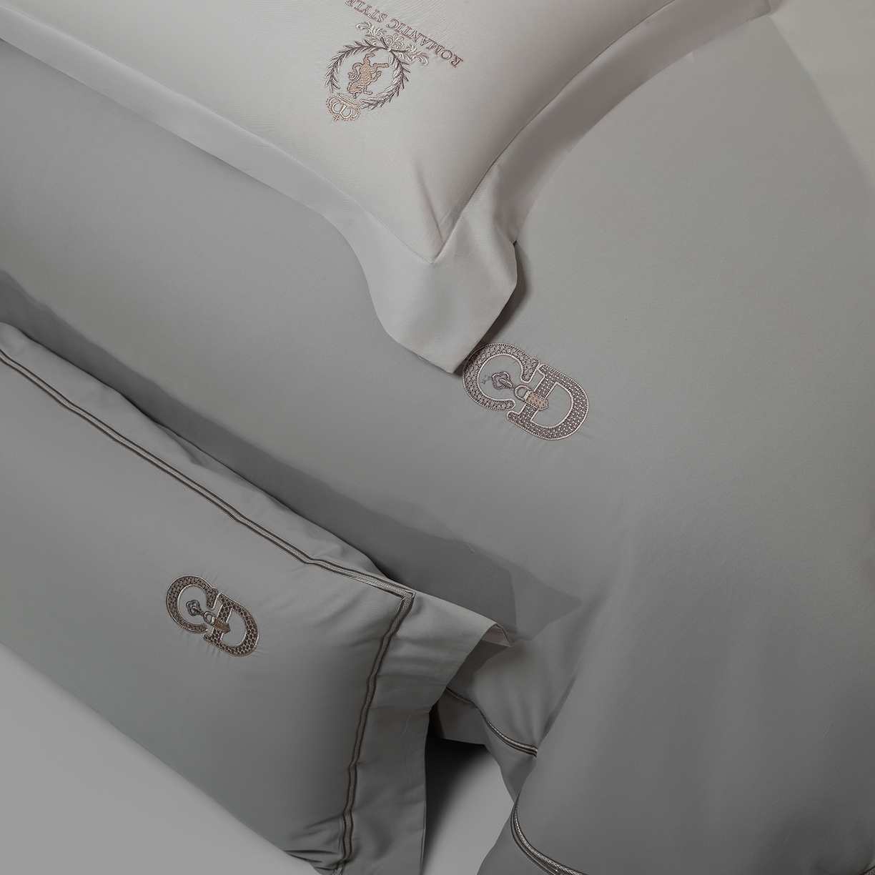 91家纺网 家纺一手货源 找家纺 高大尚婚庆馆 2025新款长绒棉磨毛四件套-贝罗 贝罗-绅士灰