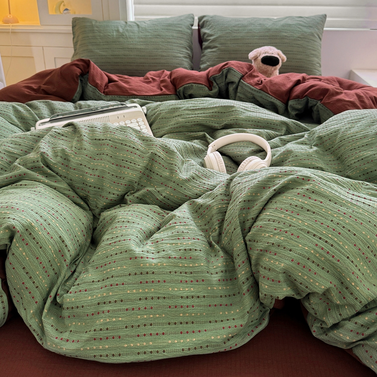 91家纺网 家纺一手货源 找家纺 水墨江南 2025新款云感双层纱印花四件套 绿野仙踪