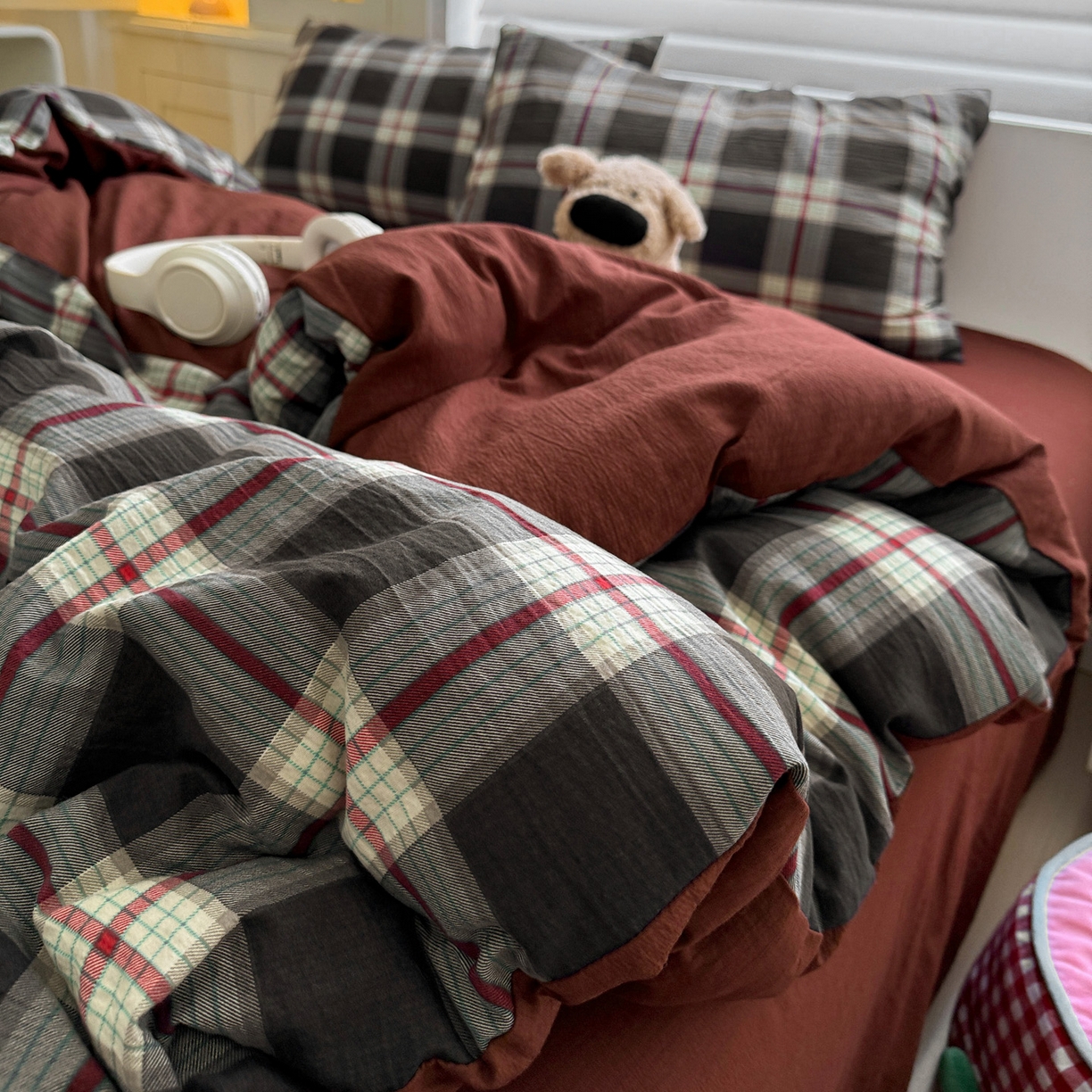 91家纺网 家纺一手货源 找家纺 水墨江南 2025新款云感双层纱印花四件套 苏格兰格