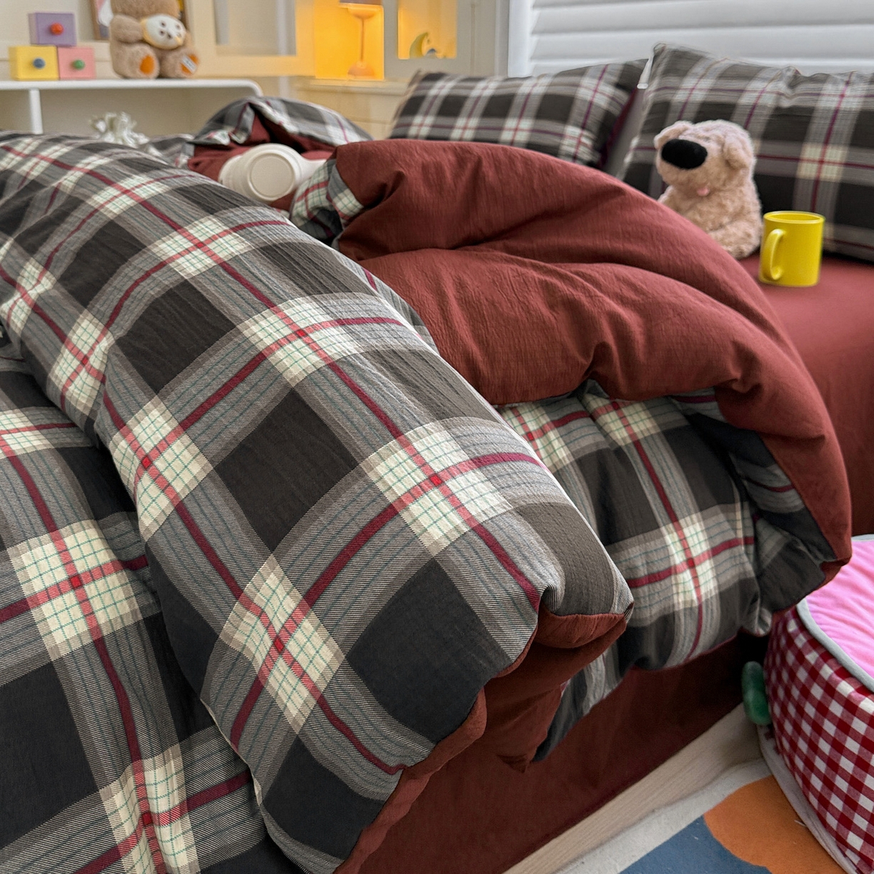 91家纺网 家纺一手货源 找家纺 水墨江南 2025新款云感双层纱印花四件套 苏格兰格