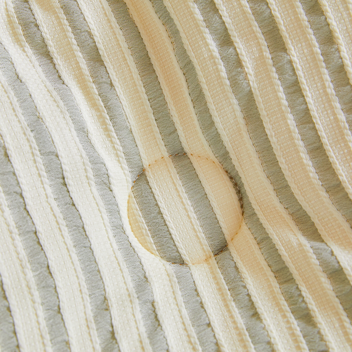 91家纺网 家纺一手货源 找家纺 金喜家居 2025秋冬新款色织提花大豆被学生被被子被芯春秋被冬被 豆绿