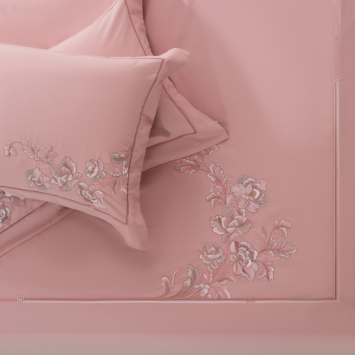 91家纺网 家纺一手货源 找家纺 高大尚婚庆馆 2025新款长绒棉磨毛四件套-浮生若梦 浮生若梦-落樱粉