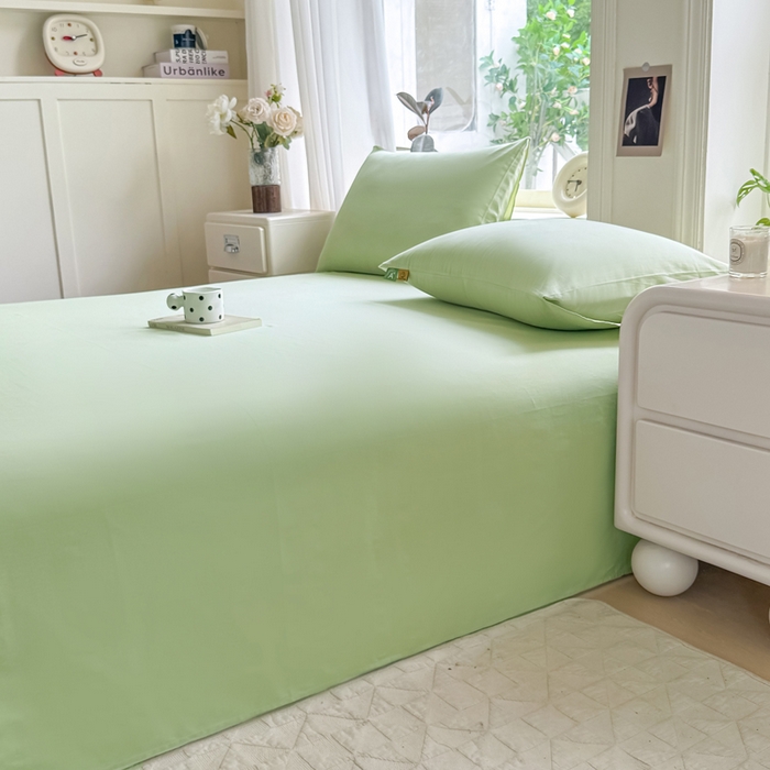 91家纺网 家纺一手货源 找家纺 凡客家居 2025新款全棉纯色简约单品床单系列 嫩芽绿