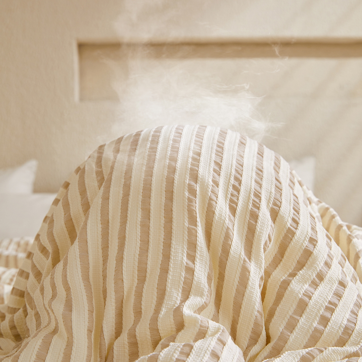 91家纺网 家纺一手货源 找家纺 金喜家居 2025秋冬新款色织提花大豆被学生被被子被芯春秋被冬被 奶油咖