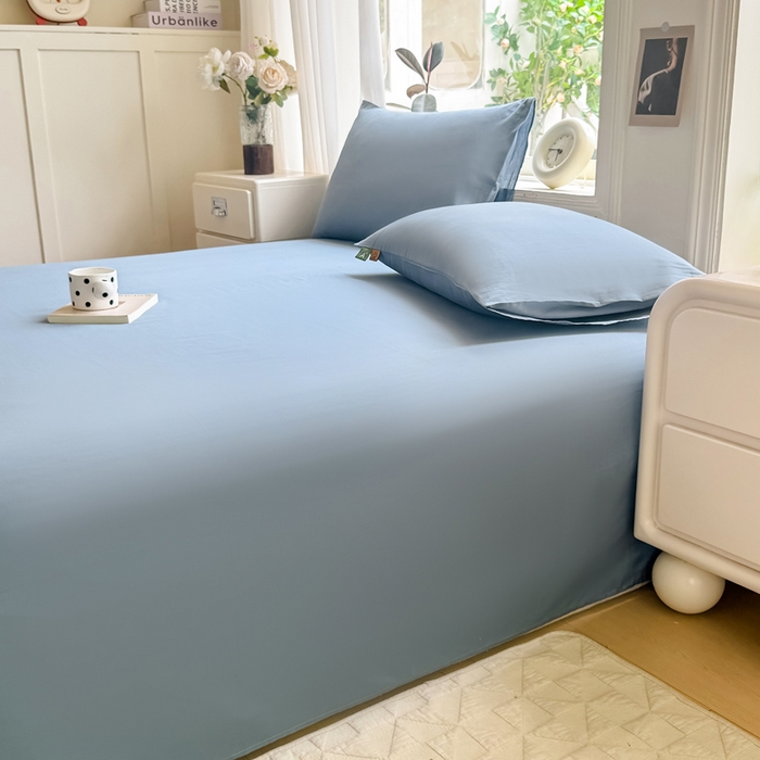 91家纺网 家纺一手货源 找家纺 凡客家居 2025新款全棉纯色简约单品床单系列 蔚蓝