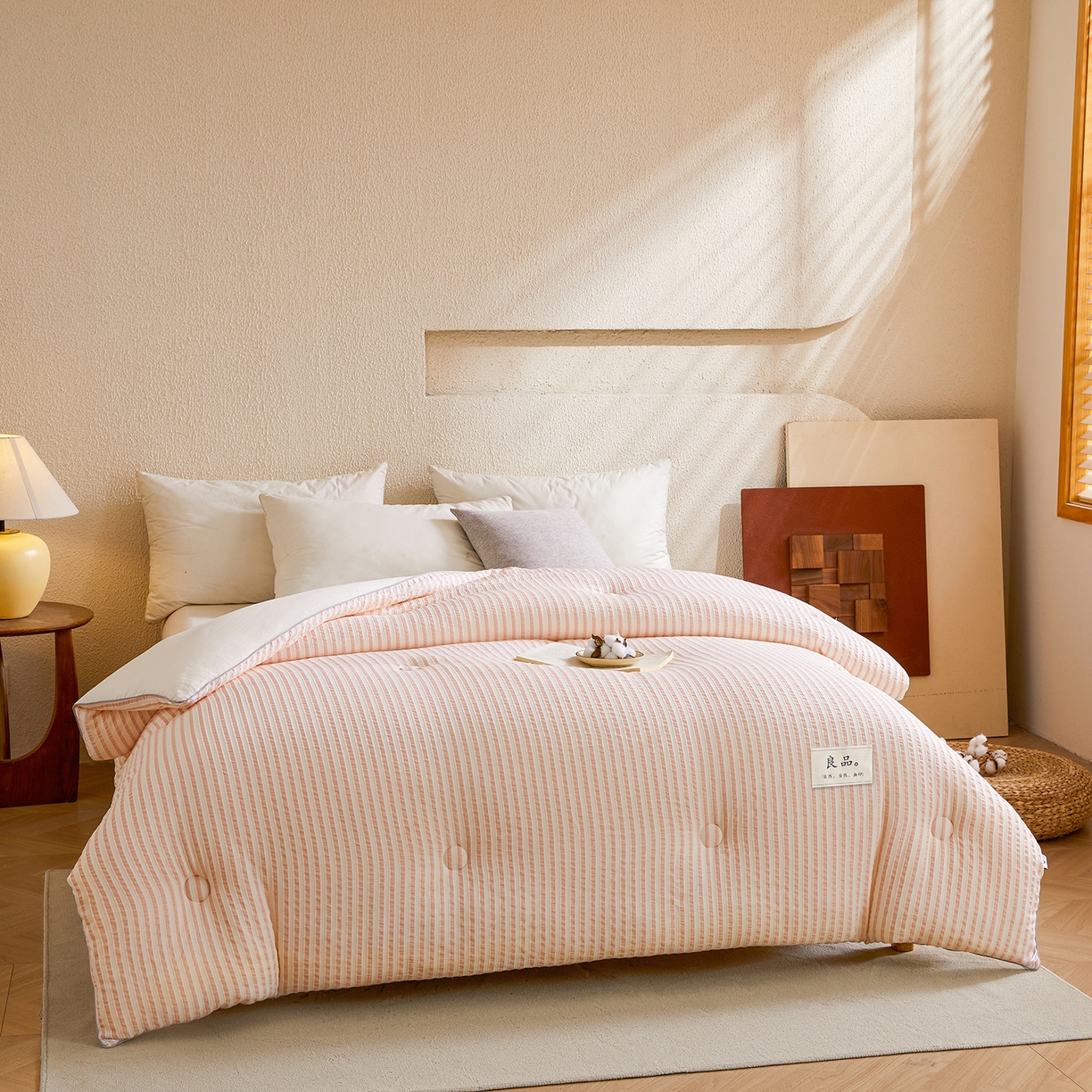 91家纺网 家纺一手货源 找家纺 金喜家居 2025秋冬新款色织提花大豆被学生被被子被芯春秋被冬被 樱花粉