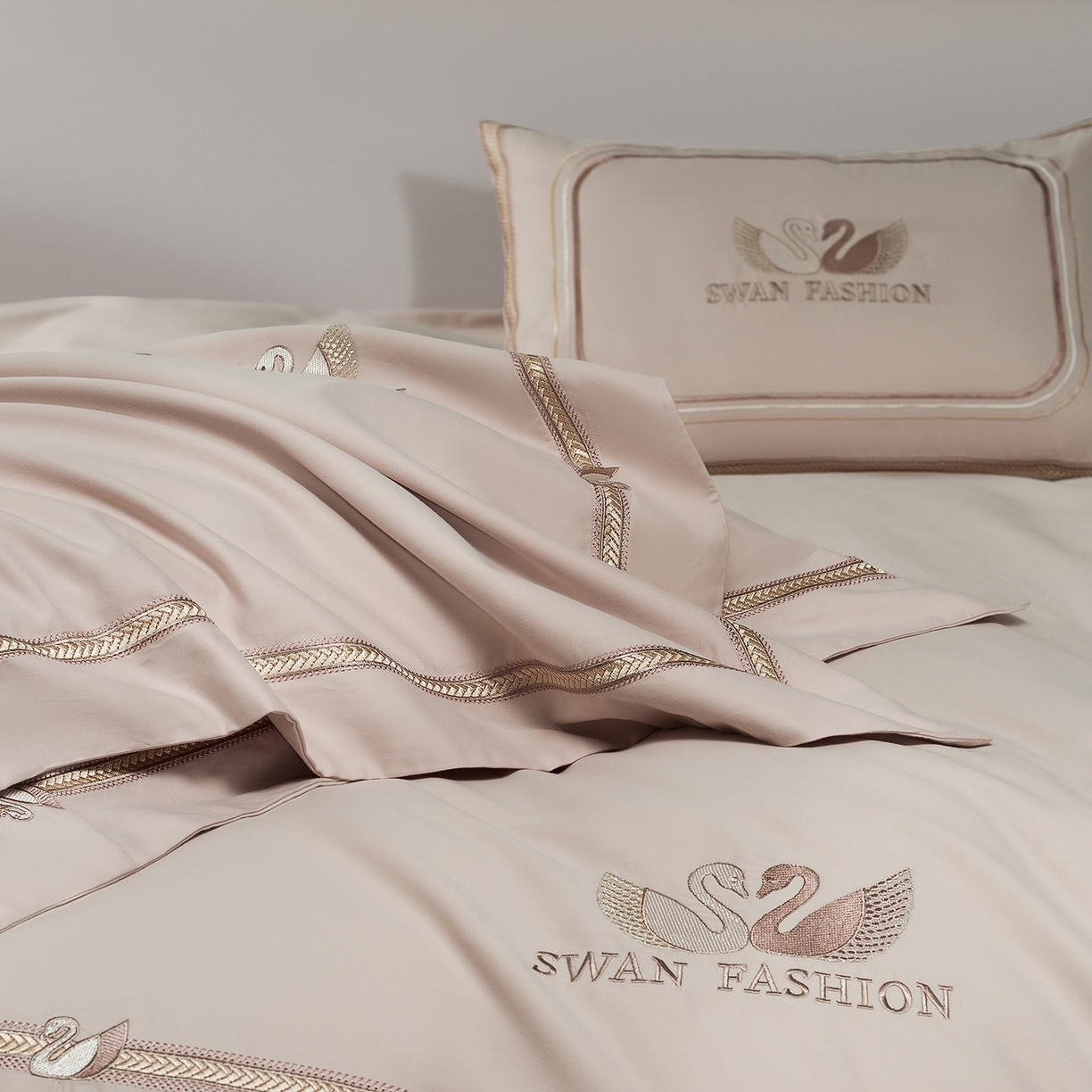 91家纺网 家纺一手货源 找家纺 高大尚婚庆馆 2025新款长绒棉磨毛四件套-施华洛 施华洛-香槟金