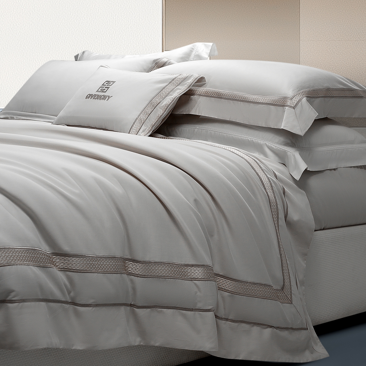 91家纺网 家纺一手货源 找家纺 高大尚婚庆馆 2025新款长绒棉磨毛四件套-纪梵希 纪梵希-绅士灰