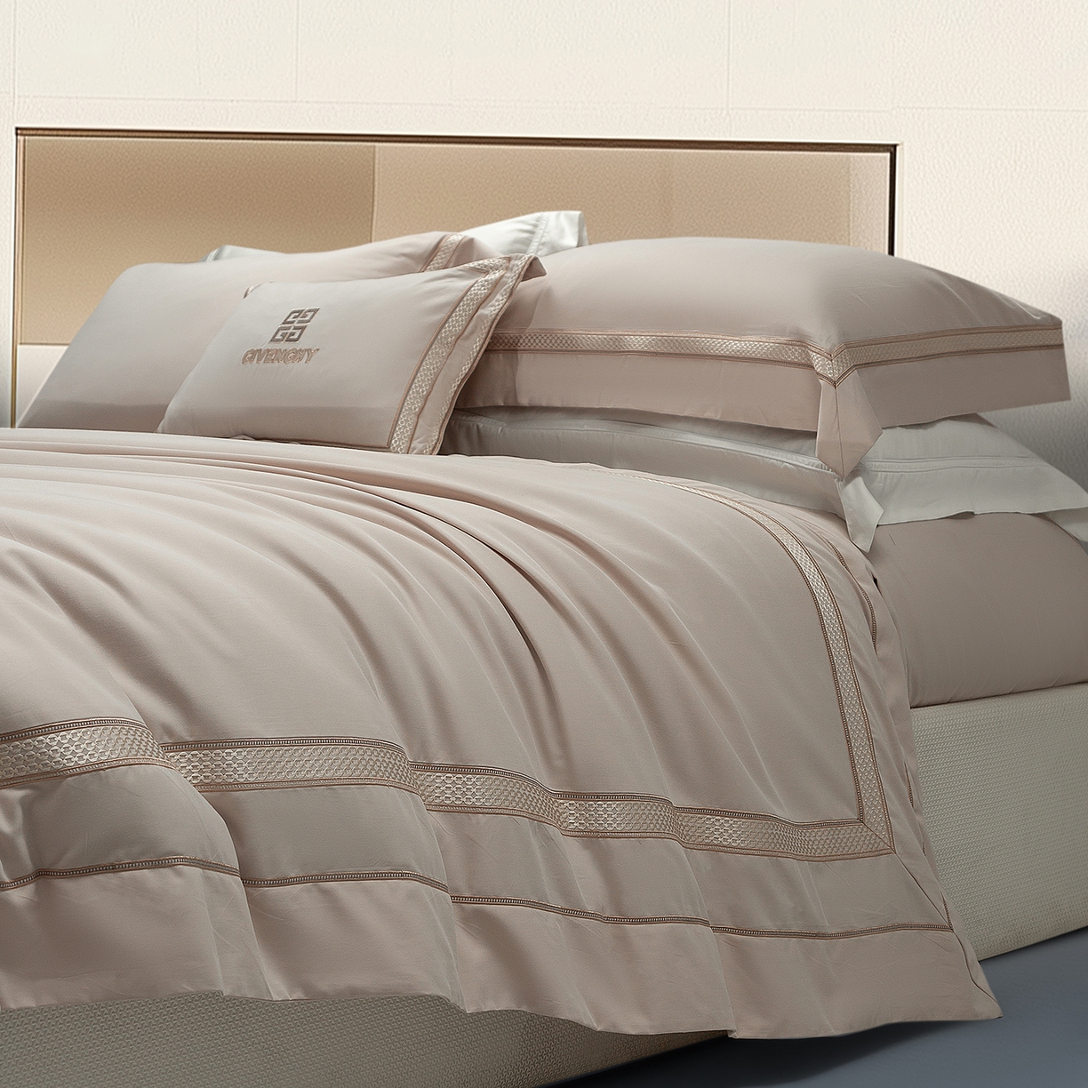 91家纺网 家纺一手货源 找家纺 高大尚婚庆馆 2025新款长绒棉磨毛四件套-纪梵希 纪梵希-香槟金