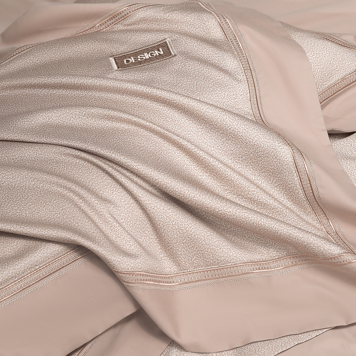 91家纺网 家纺一手货源 找家纺 高大尚婚庆馆 2025新款长绒棉磨毛四件套-迪澳 MXG迪澳-卡其色