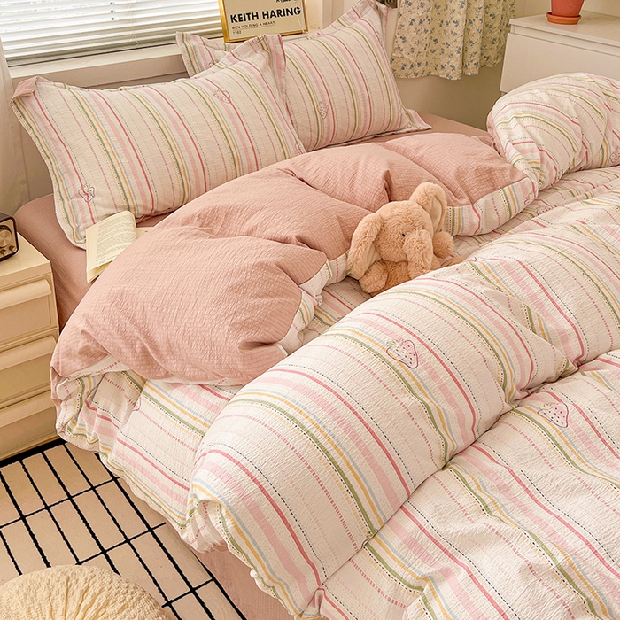 91家纺网 家纺一手货源 找家纺 仟网汇 2025新款古法水洗棉小布袋四件套 小草莓