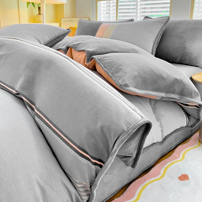 91家纺网 家纺一手货源 找家纺 （总）琪琪阁家纺 2025新款A类全棉纯棉加牛奶绒包边款单被套四件套