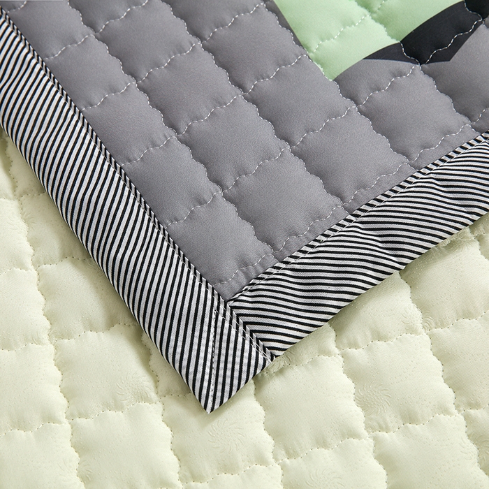 91家纺网 家纺一手货源 找家纺 （总）沁童家纺 北欧风长方形加厚地垫儿童爬爬垫