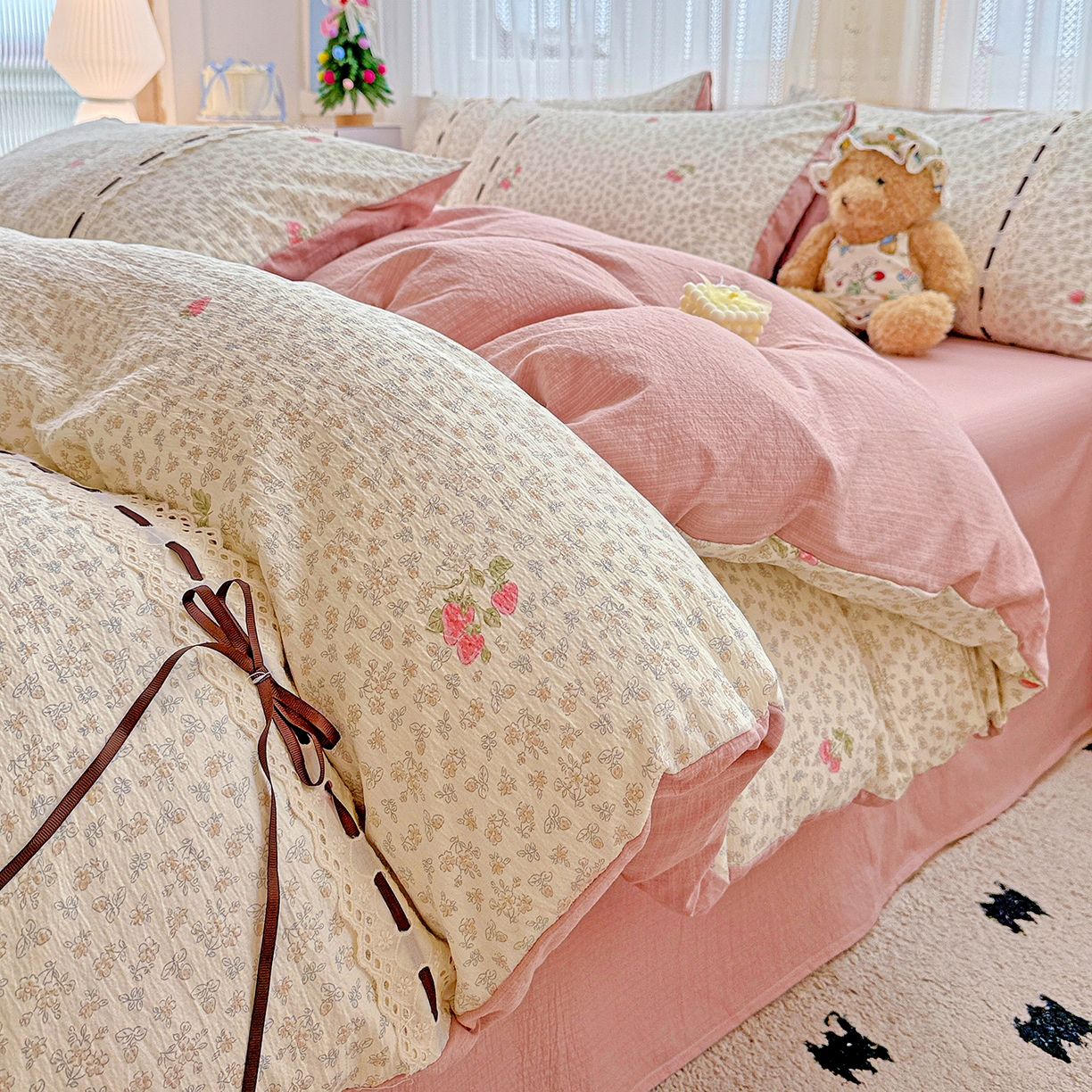 91家纺网 家纺一手货源 找家纺 （总）仟网汇 2025新款古法水洗棉全棉花边蝴蝶结四件套