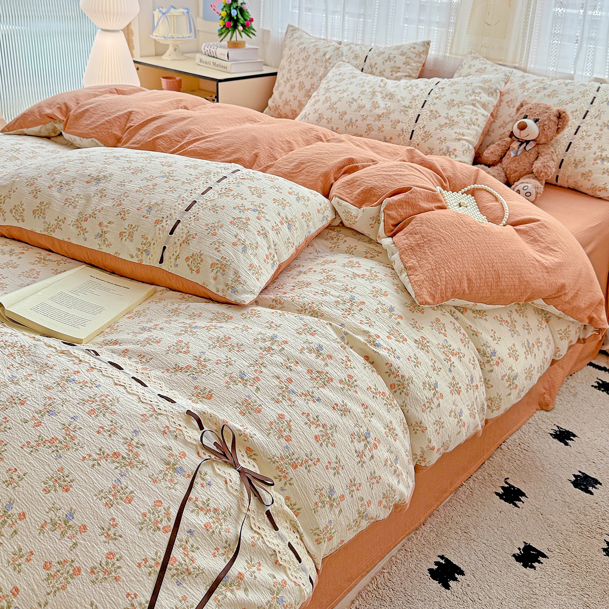 91家纺网 家纺一手货源 找家纺 仟网汇 2025新款古法水洗棉全棉花边蝴蝶结四件套 可可庄园