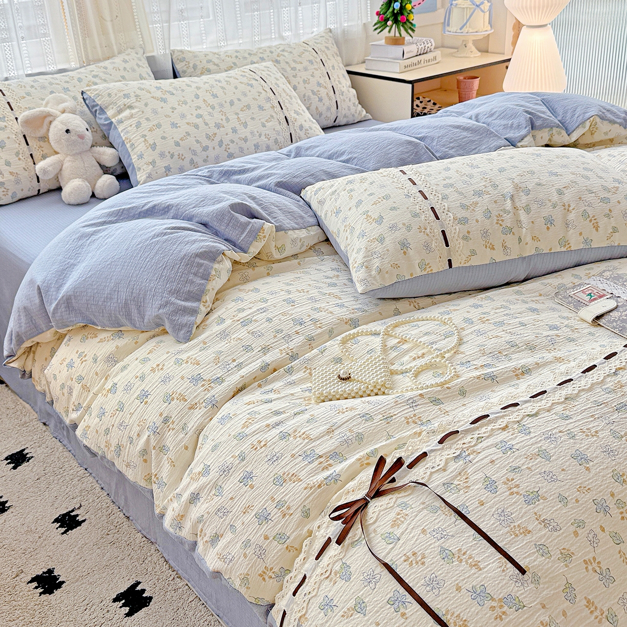 91家纺网 家纺一手货源 找家纺 仟网汇 2025新款古法水洗棉全棉花边蝴蝶结四件套 鸢尾兰