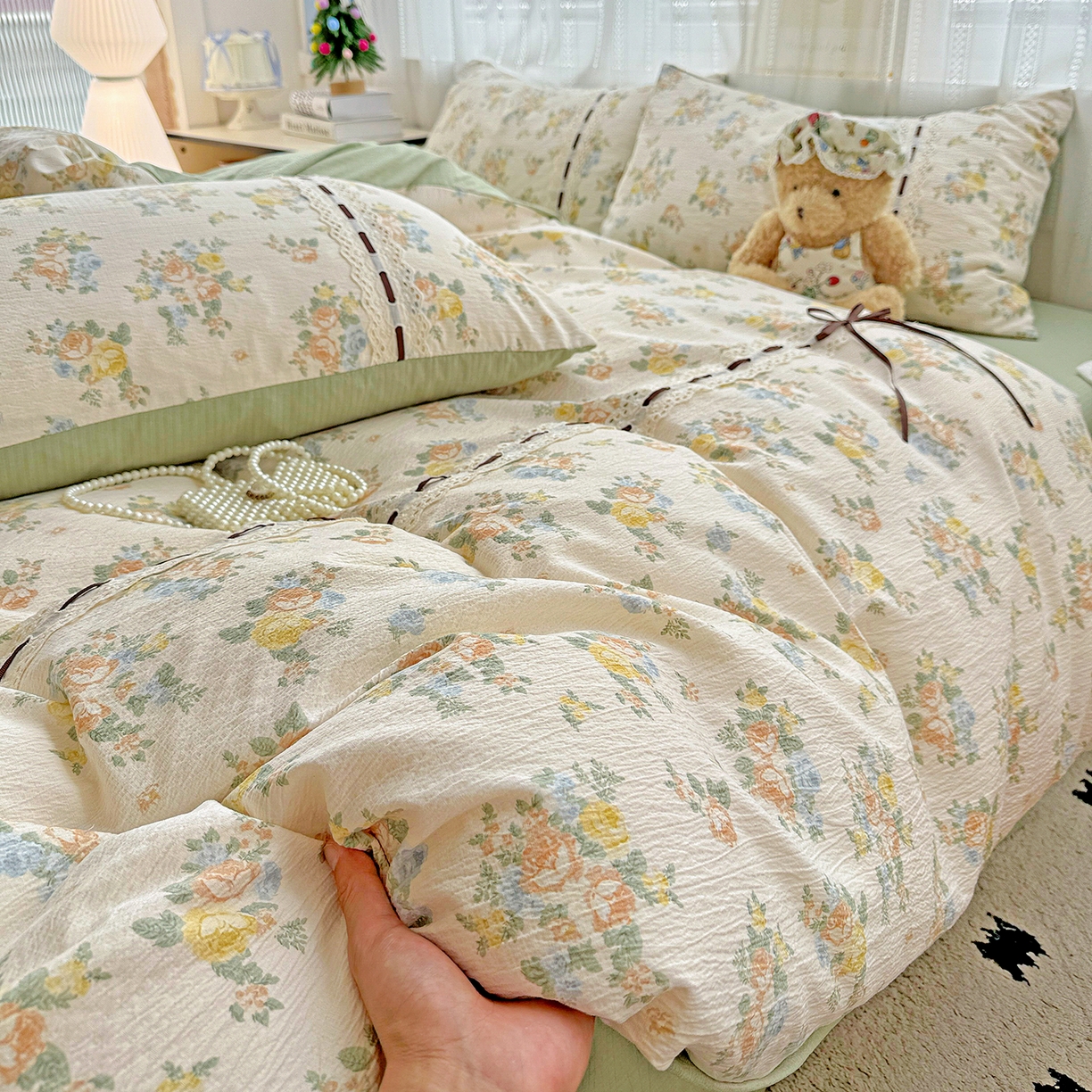 91家纺网 家纺一手货源 找家纺 仟网汇 2025新款古法水洗棉全棉花边蝴蝶结四件套 绿野仙踪