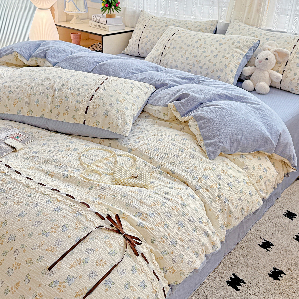 91家纺网 家纺一手货源 找家纺 仟网汇 2025新款古法水洗棉全棉花边蝴蝶结四件套 鸢尾兰