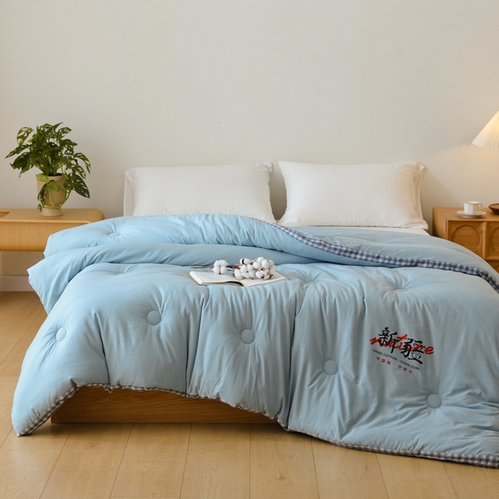 91家纺网 家纺一手货源 找家纺 雯雨家纺 2025新款100%水洗棉棉花冬被 新疆棉-浅绿
