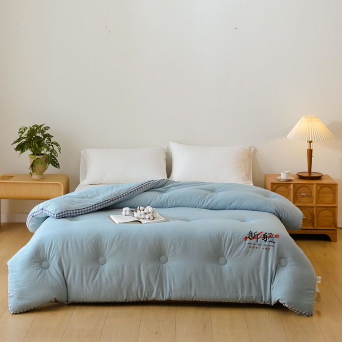 91家纺网 家纺一手货源 找家纺 雯雨家纺 2025新款100%水洗棉棉花冬被 新疆棉-浅绿