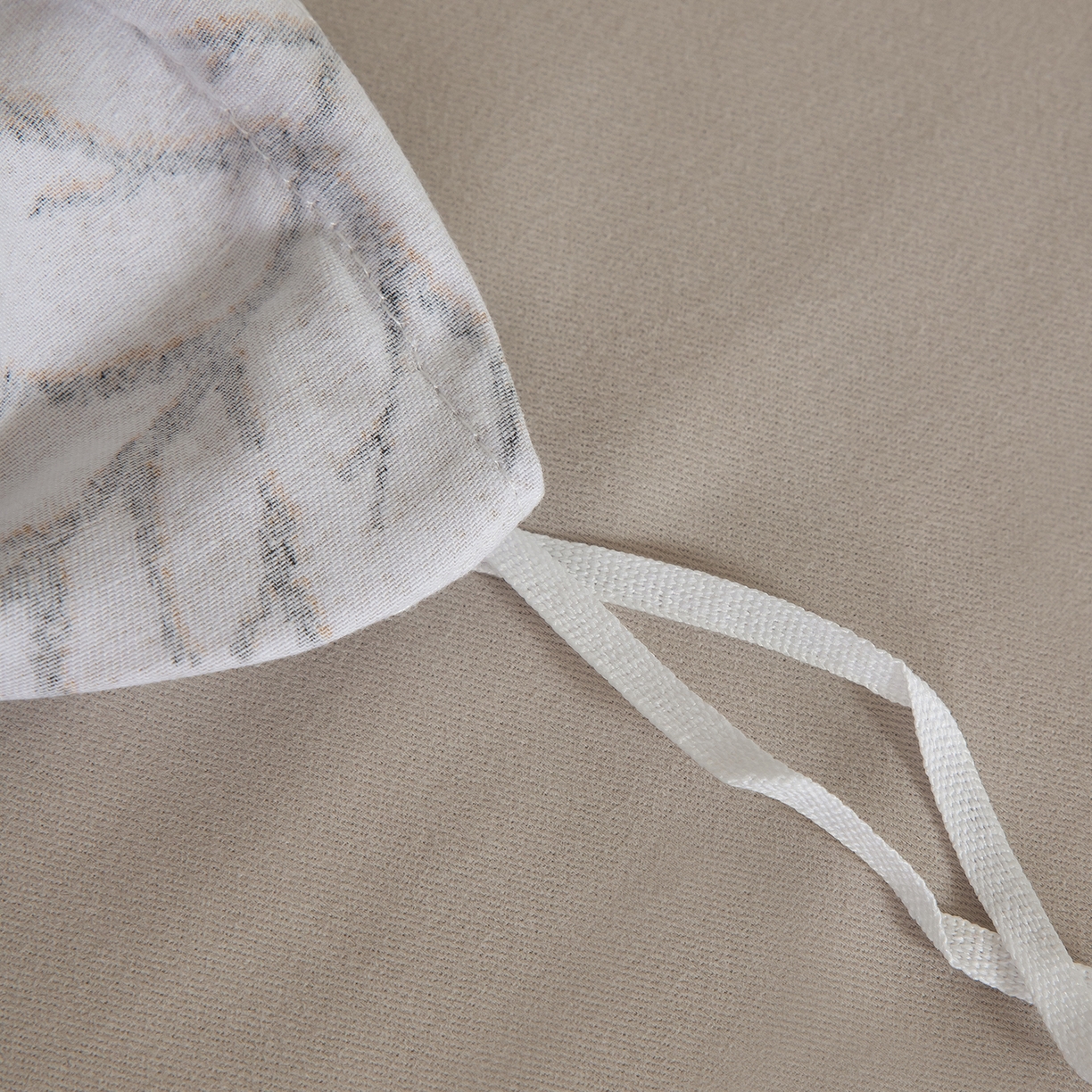 91家纺网 家纺一手货源 找家纺 绫韵家纺 2025秋冬新款印花全棉磨毛冬季加厚纯棉磨毛三件套四件套系列 晨梦