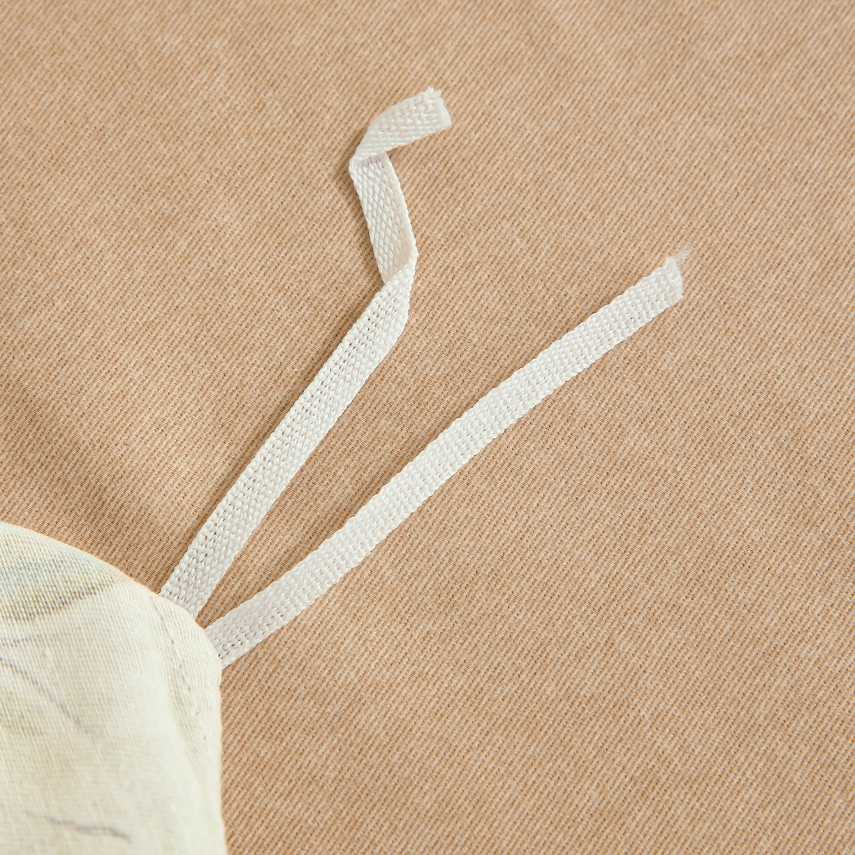 91家纺网 家纺一手货源 找家纺 绫韵家纺 2025秋冬新款印花全棉磨毛冬季加厚纯棉磨毛三件套四件套系列 朵媞-绿