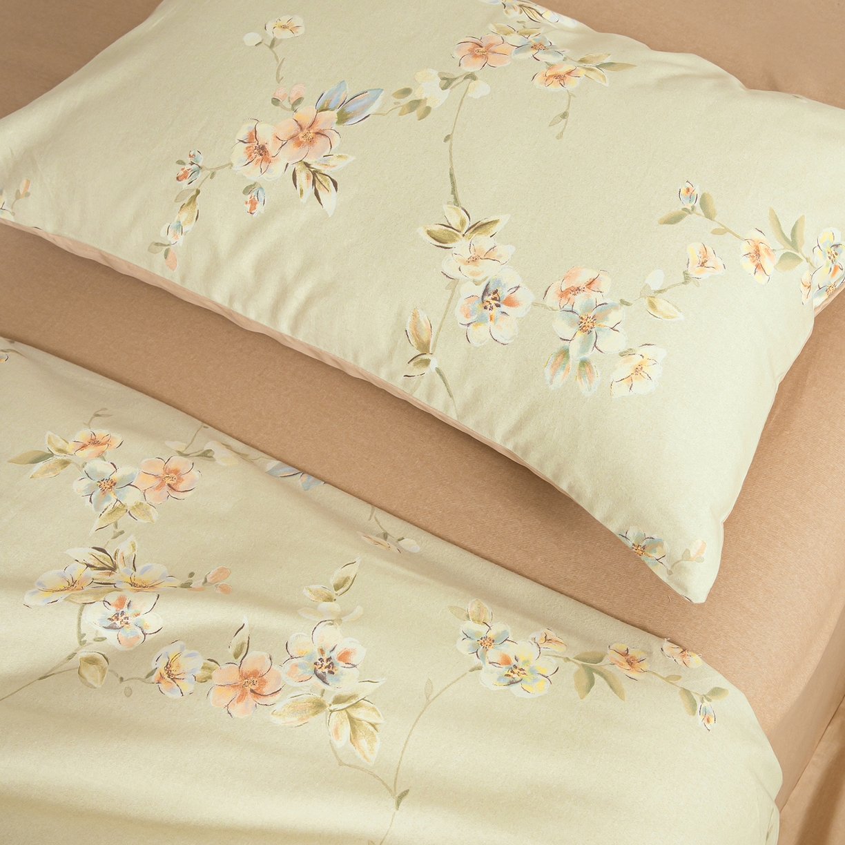 91家纺网 家纺一手货源 找家纺 绫韵家纺 2025秋冬新款印花全棉磨毛冬季加厚纯棉磨毛三件套四件套系列 朵媞-绿