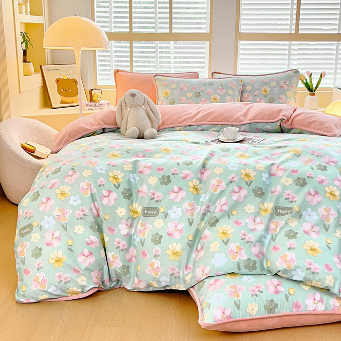 91家纺网 家纺一手货源 找家纺 琪琪阁家纺 2025新款A类全棉纯棉加牛奶绒包边款单被套四件套 花满城