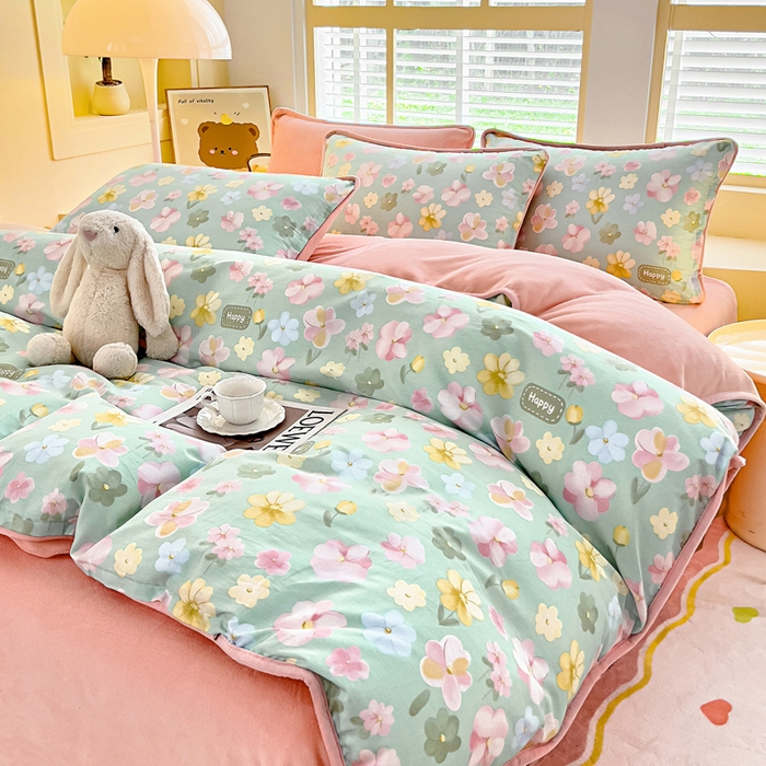 91家纺网 家纺一手货源 找家纺 琪琪阁家纺 2025新款A类全棉纯棉加牛奶绒包边款单被套四件套 花满城