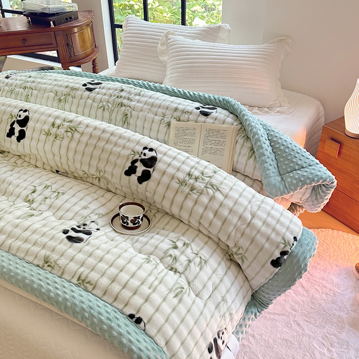 91家纺网 家纺一手货源 找家纺 丫丫家纺 2025直播热款A+兔兔绒豆豆被三层夹棉加厚毛毯毯子牛奶绒冬被泡泡兔毛绒保暖被子被芯 熊有成竹