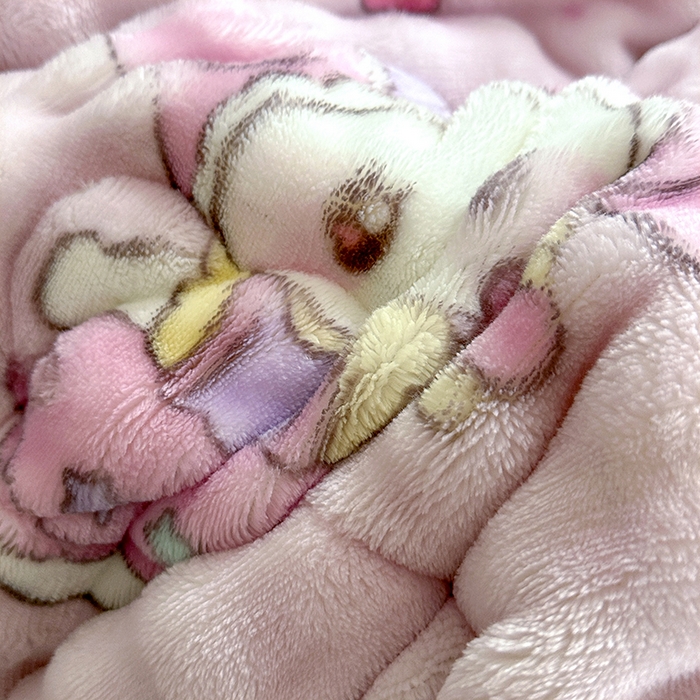 91家纺网 家纺一手货源 找家纺 丫丫家纺 2025直播热款A+兔兔绒豆豆被三层夹棉加厚毛毯毯子牛奶绒冬被泡泡兔毛绒保暖被子被芯 小美