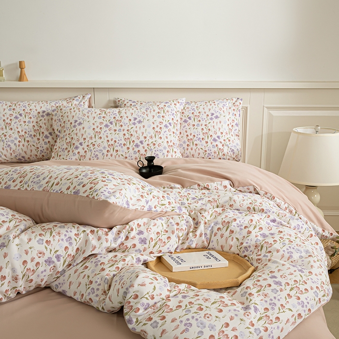 绫韵家纺 2025秋冬新款印花全棉磨毛冬季加厚纯棉磨毛三件套四件套系列 邻家小院粉