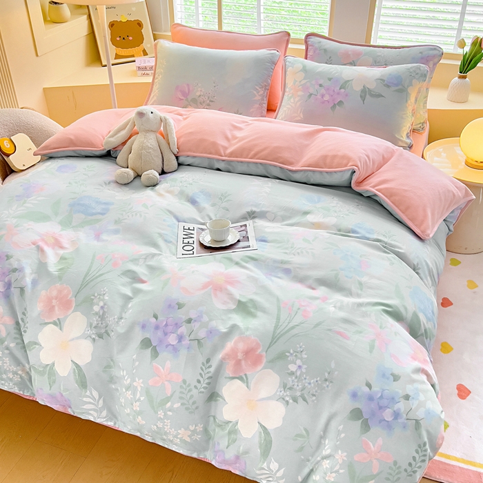 91家纺网 家纺一手货源 找家纺 琪琪阁家纺 2025新款A类全棉纯棉加牛奶绒包边款单被套四件套 清风烟雨