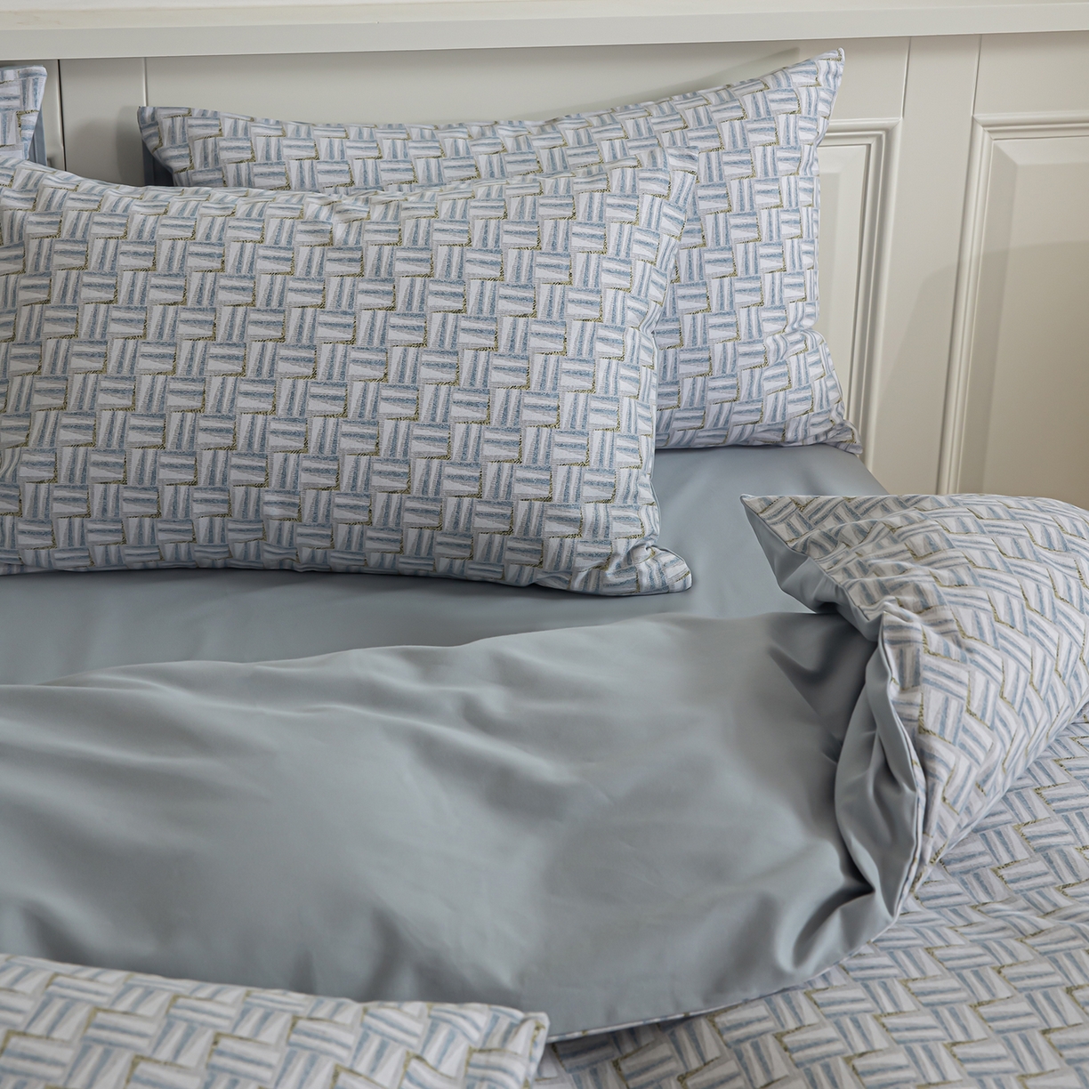 91家纺网 家纺一手货源 找家纺 绫韵家纺 2025秋冬新款印花全棉磨毛冬季加厚纯棉磨毛三件套四件套系列 洛林