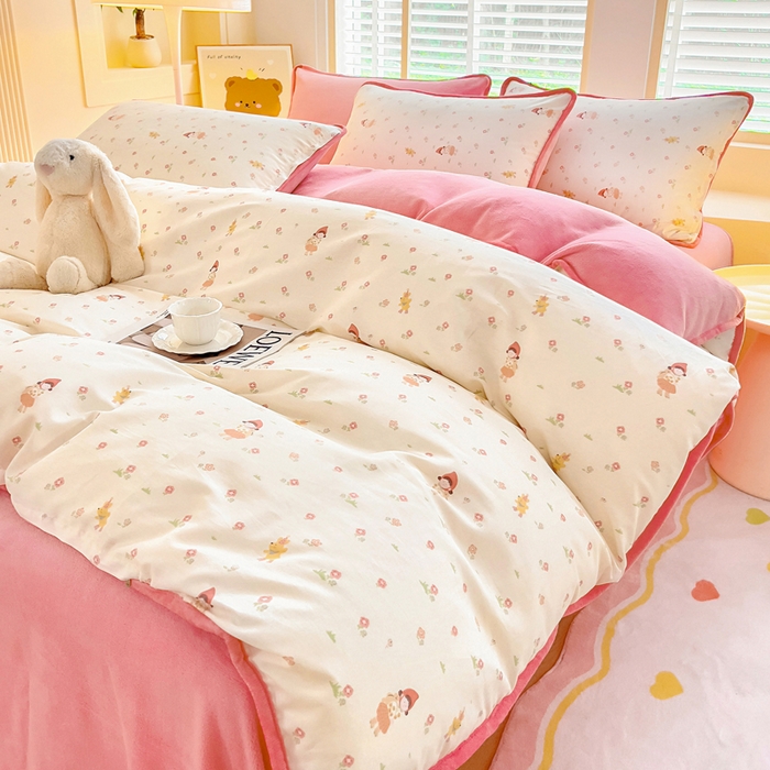 91家纺网 家纺一手货源 找家纺 琪琪阁家纺 2025新款A类全棉纯棉加牛奶绒包边款单被套四件套 小幸运