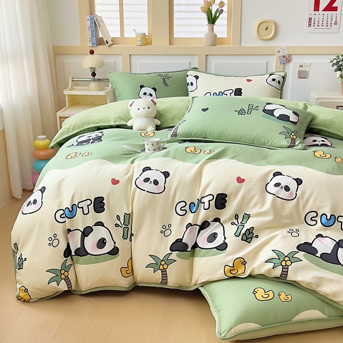 91家纺网 家纺一手货源 找家纺 琪琪阁家纺 2025新款A类全棉纯棉加牛奶绒包边款单被套四件套 熊猫戏水