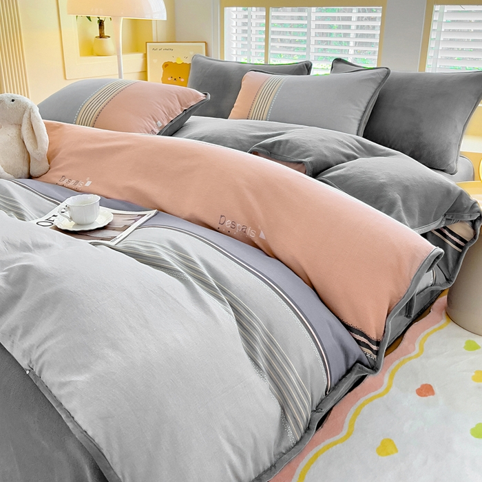 91家纺网 家纺一手货源 找家纺 琪琪阁家纺 2025新款A类全棉纯棉加牛奶绒包边款单被套四件套 悦享生活