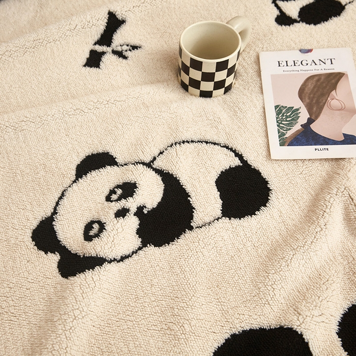91家纺网 家纺一手货源 找家纺 （总）肖恩毯业 2025新款黑白阳离子熊猫绒多功能毛毯