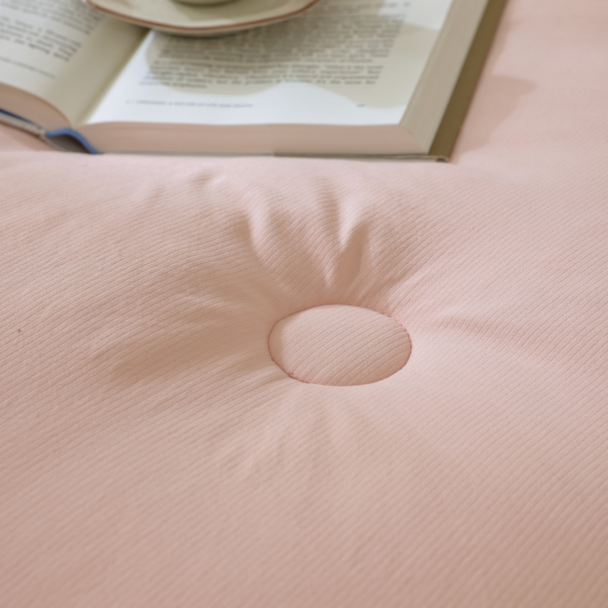 91家纺网 家纺一手货源 找家纺 雯雨家纺 2025新款100%双边立体麻绳棉花冬被被子被芯 双边立体棉花被-粉色