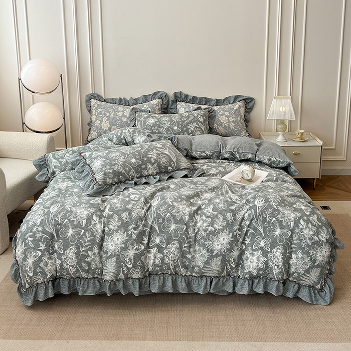 91家纺网 家纺一手货源 找家纺 鑫利来家纺 2025新款加厚高克重亚麻复古原麻皱皱纱印花法式花边四件套 蝶梦