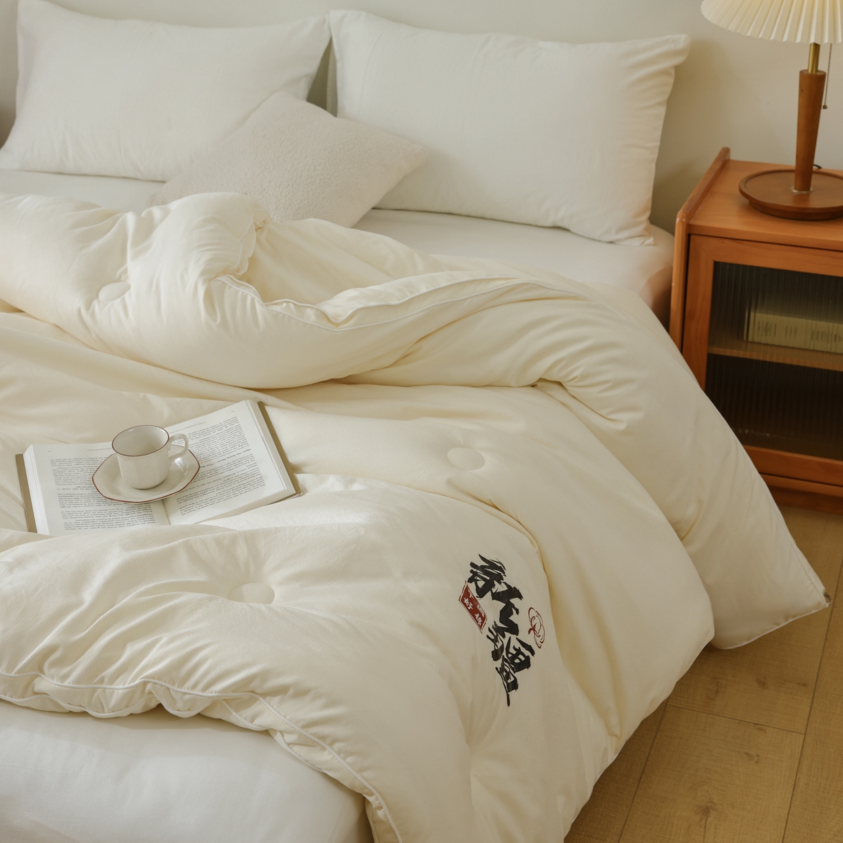 91家纺网 家纺一手货源 找家纺 雯雨家纺 2025新款100%双边立体麻绳棉花冬被被子被芯 双边立体棉花被-米黄