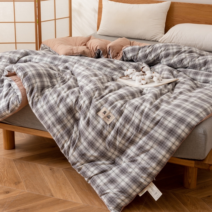 91家纺网 家纺一手货源 找家纺 雯雨家纺 2025新款100%里外全棉纯棉新疆棉花被冬被春秋被夏凉被四季被 轩尼诗-灰