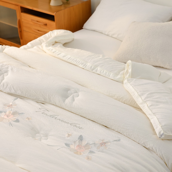 91家纺网 家纺一手货源 找家纺 雯雨家纺 2025新款A类绣花立体麻绳大豆被被子冬被春秋被被芯纤维被冬被被子被芯 绣花-白