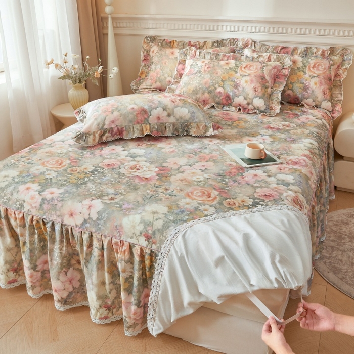 91家纺网 家纺一手货源 找家纺 缦彩 全棉A类100%数码印花床裙遮丑花边床单床罩单品 云栖