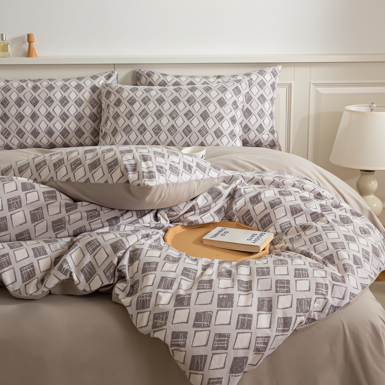 91家纺网 家纺一手货源 找家纺 绫韵家纺 2025秋冬新款印花全棉磨毛冬季加厚纯棉磨毛三件套四件套系列 摩卡